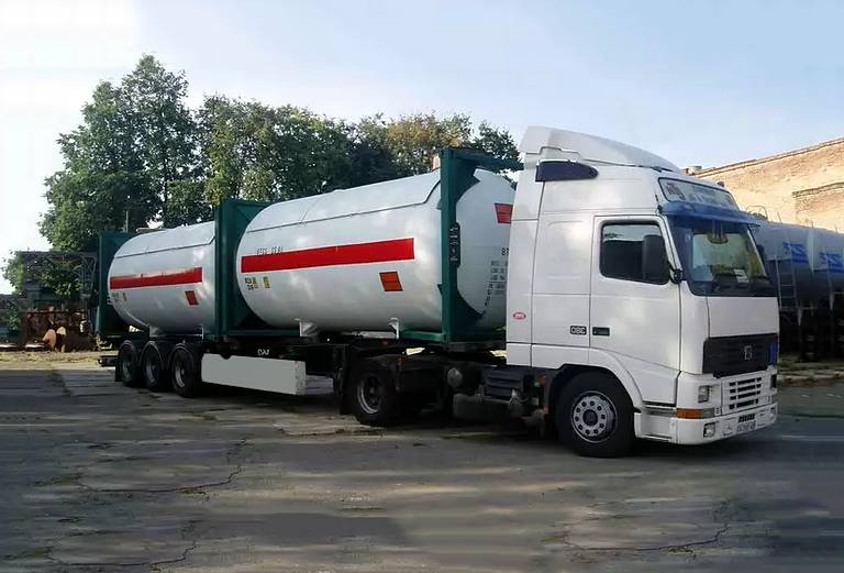 Сколько стоит перевозка оборудования из Москва в Курск
